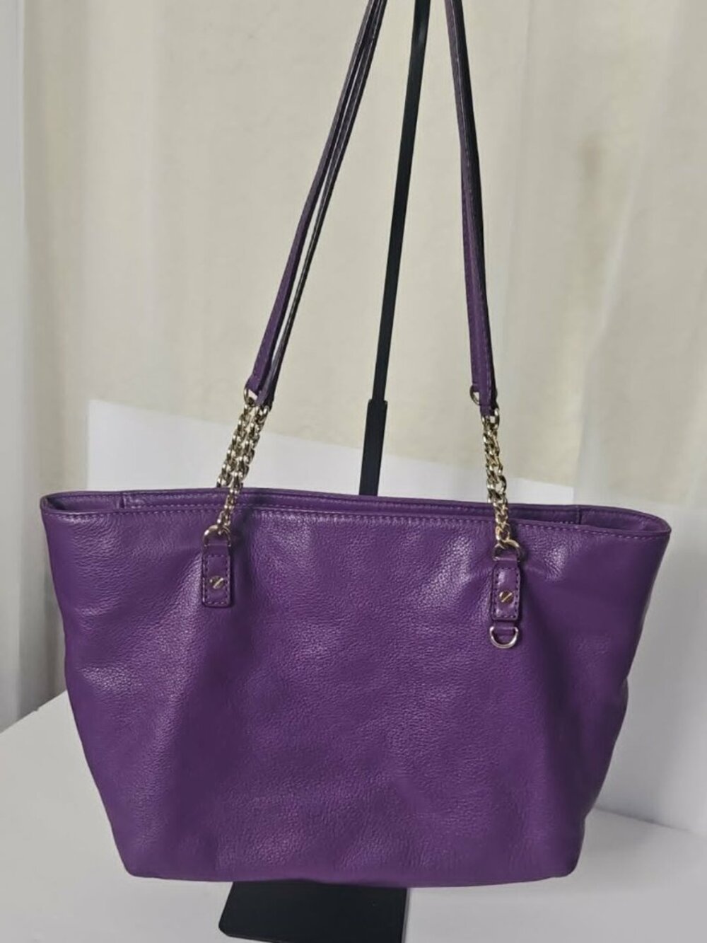 Authentic Michael Kors Purple Pebbled Leather Tote - Picture 2 of 9